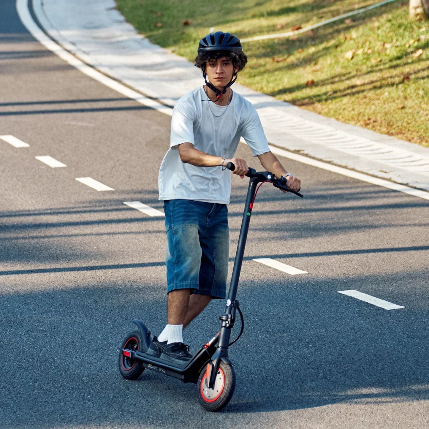 i9V Elscooter
